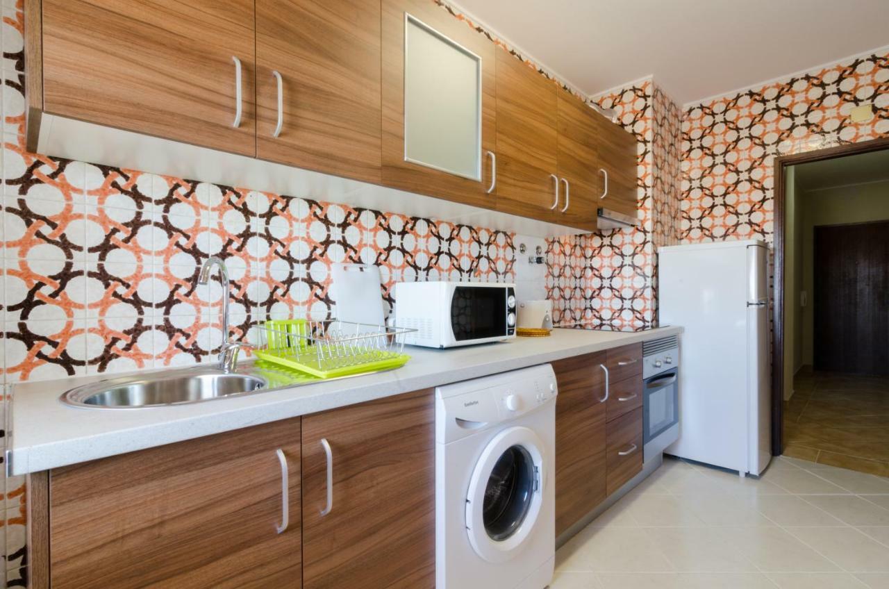 Ocean View 1 Bed Room Flat Quarteira Exterior photo