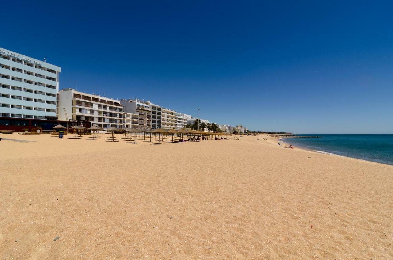 Ocean View 1 Bed Room Flat Quarteira Exterior photo